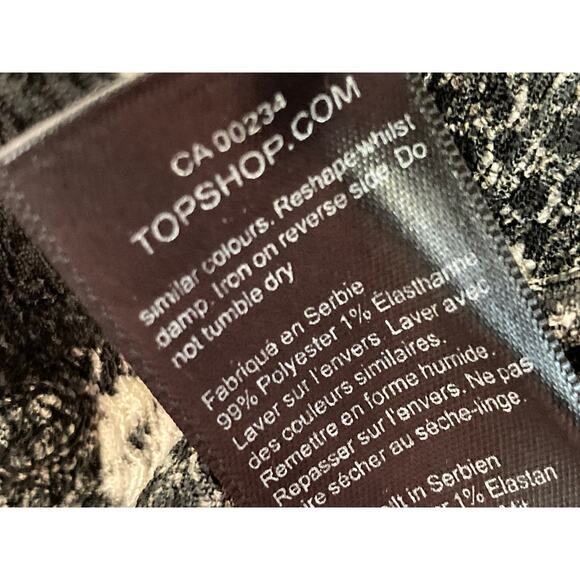 Topshop Boho Preppy Slim Fit Flare Leg Pants Sz 4 US in Black Ditzy Floral NWT - Picture 7 of 7